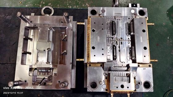 High Precision Medical Injection Mold 200000-1000000 Shots Non Standard